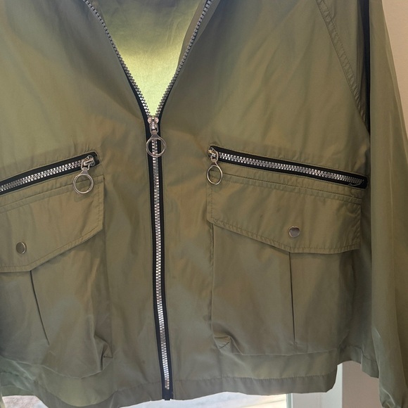 Lightweight Jacket - Picture 6 of 6